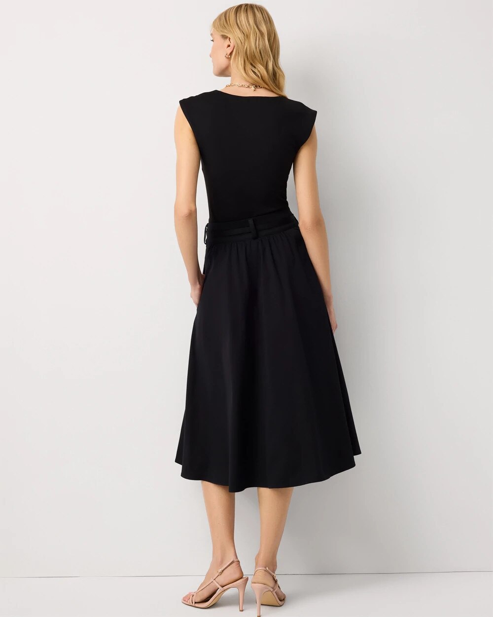 WHBM_Rose20FNF20Twill20Midi_570407336_BLK007399_OF_ALT201.jpeg