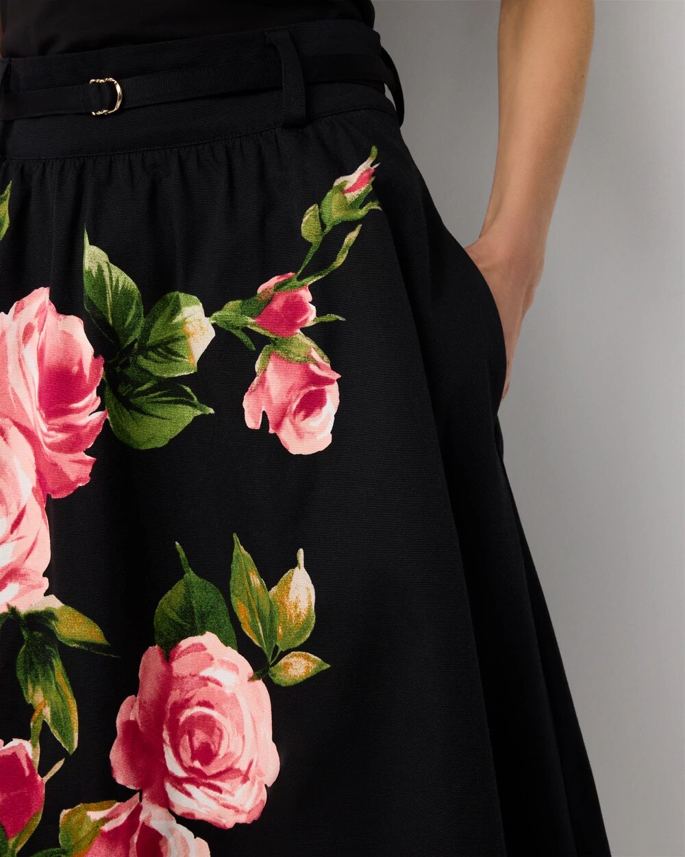 WHBM_Rose20FNF20Twill20Midi_570407336_BLK007399_OF_ALT202.jpeg