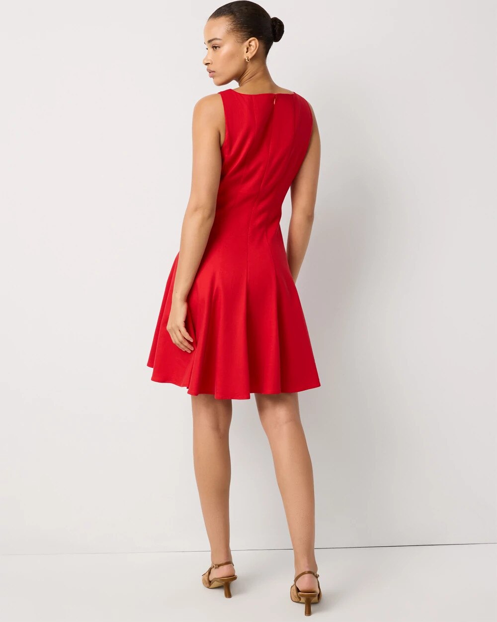 WHBM_SL20Boat20Nk20FNF20Mini_570411818_RED007505_OF_ALT203.jpeg