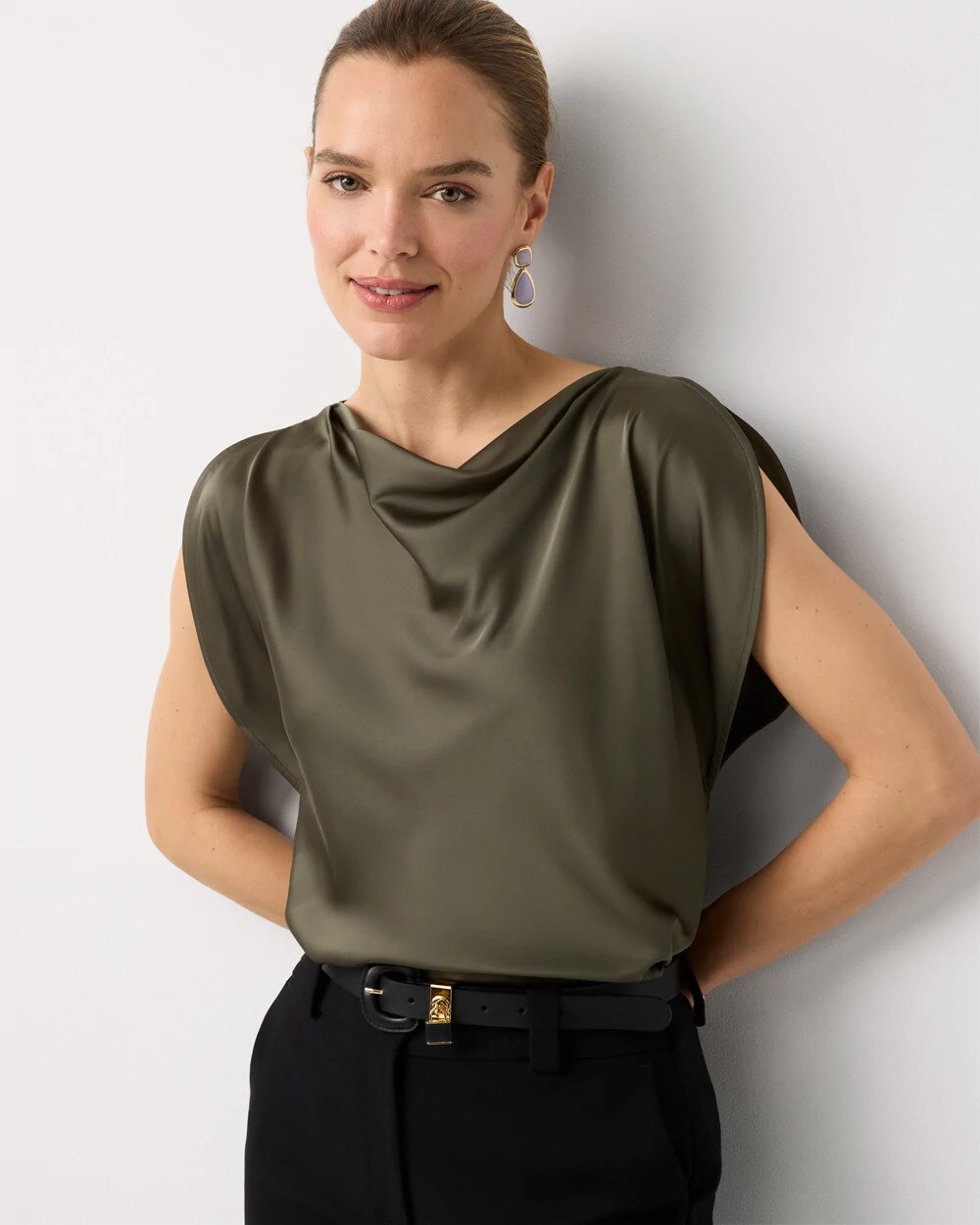WHBM_SL20Boat20Nk20Satin20Shell_570408140_GRN007271_OF_MAIN-1.jpeg