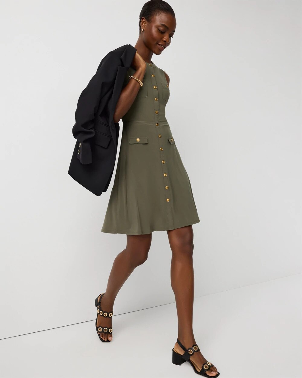 WHBM_SL20Crew20Nk20Bttn20Mini_570413002_GRN007271_OF_ALT201.jpeg