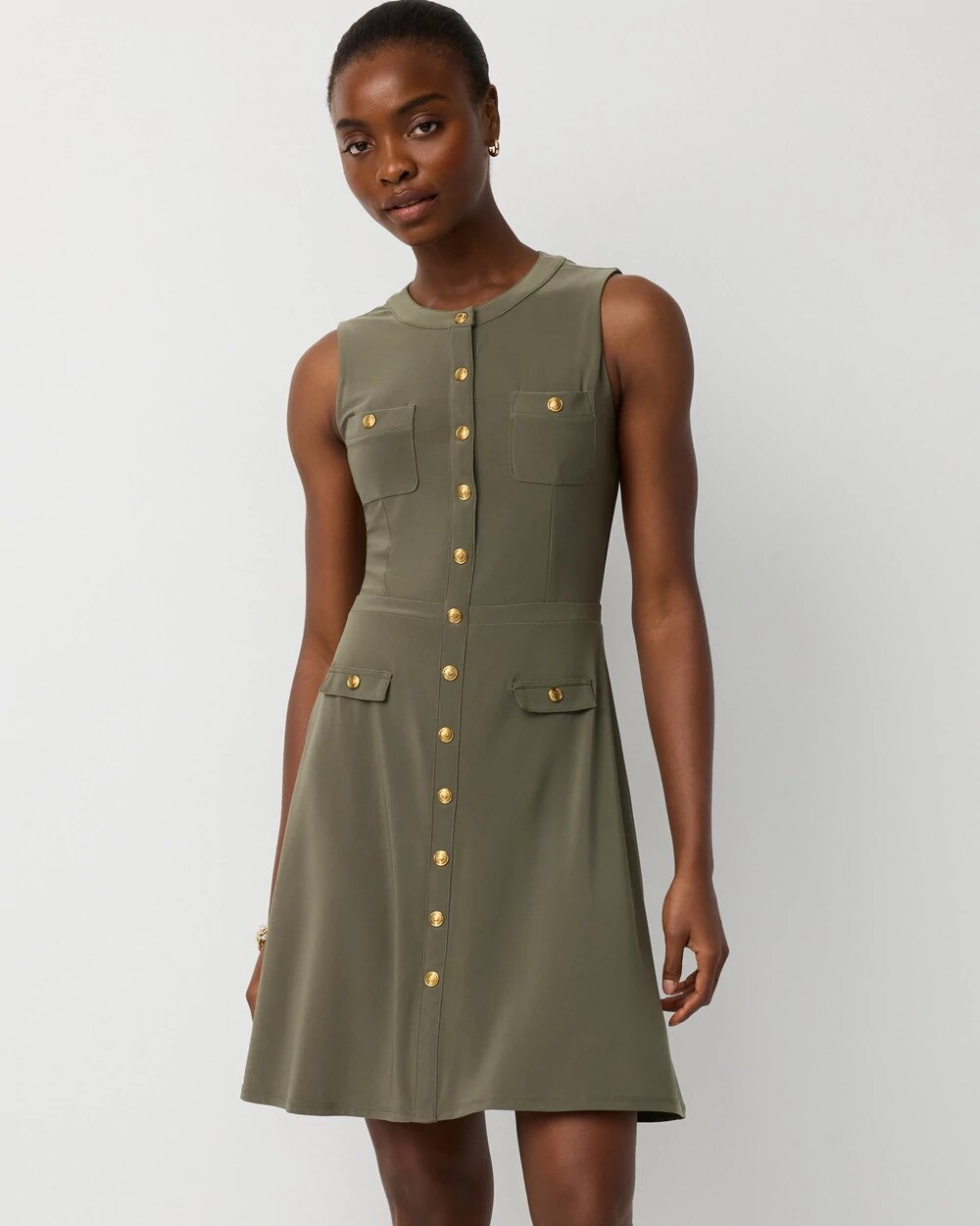 WHBM_SL20Crew20Nk20Bttn20Mini_570413002_GRN007271_OF_MAIN-1.jpeg