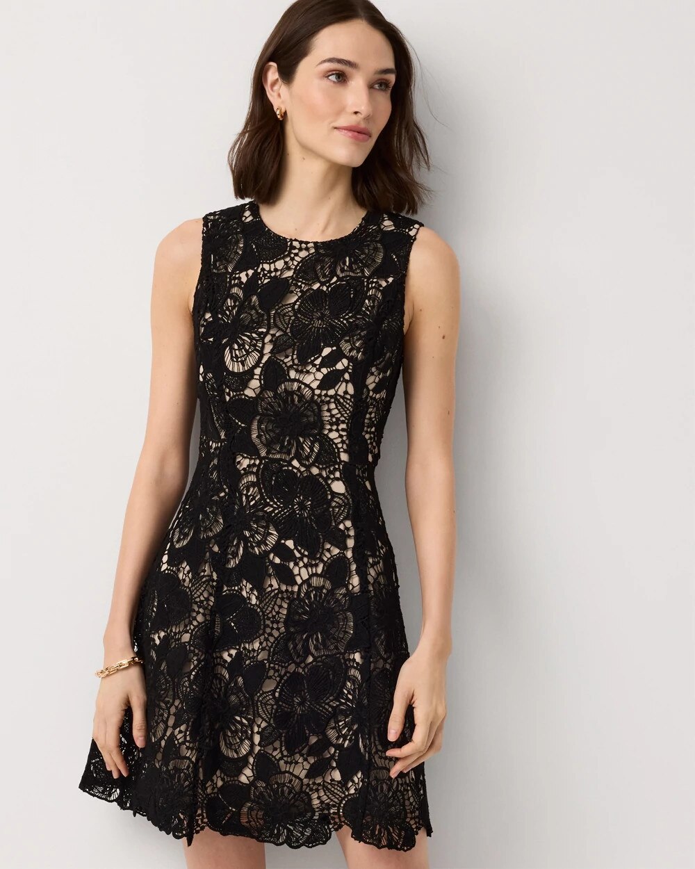 WHBM_SL20FNF20Lace20Mini_570408938_BLK000001_OF_MAIN-1.jpeg