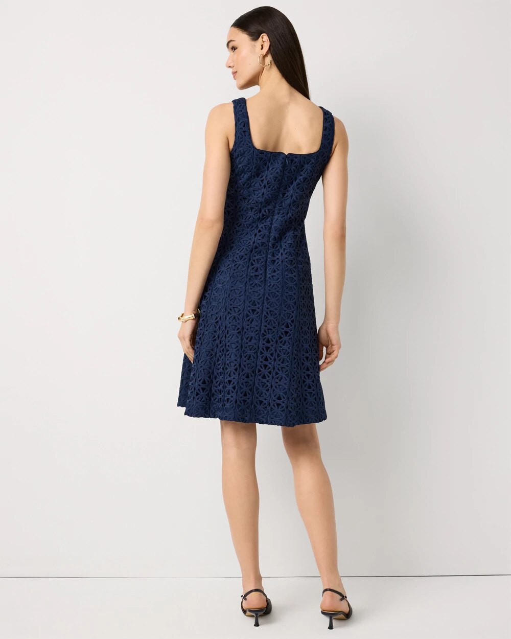 WHBM_SL20Lace20Sq20Nk20Mini_570413506_BLU007205_OF_ALT203.jpeg
