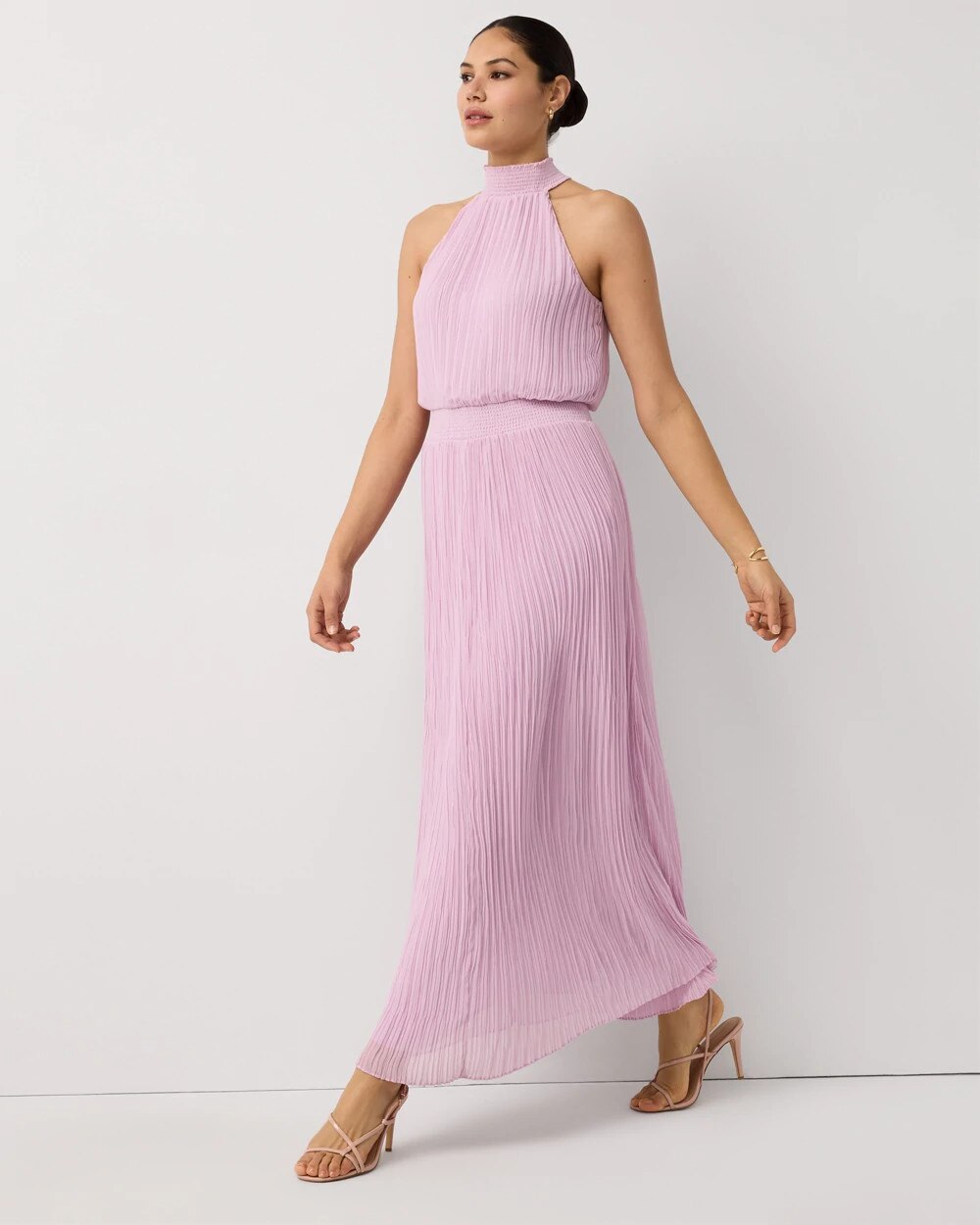 WHBM_SL20Pleated20Halter20Maxi_570409441_PRP007385_OF_ALT201.jpeg