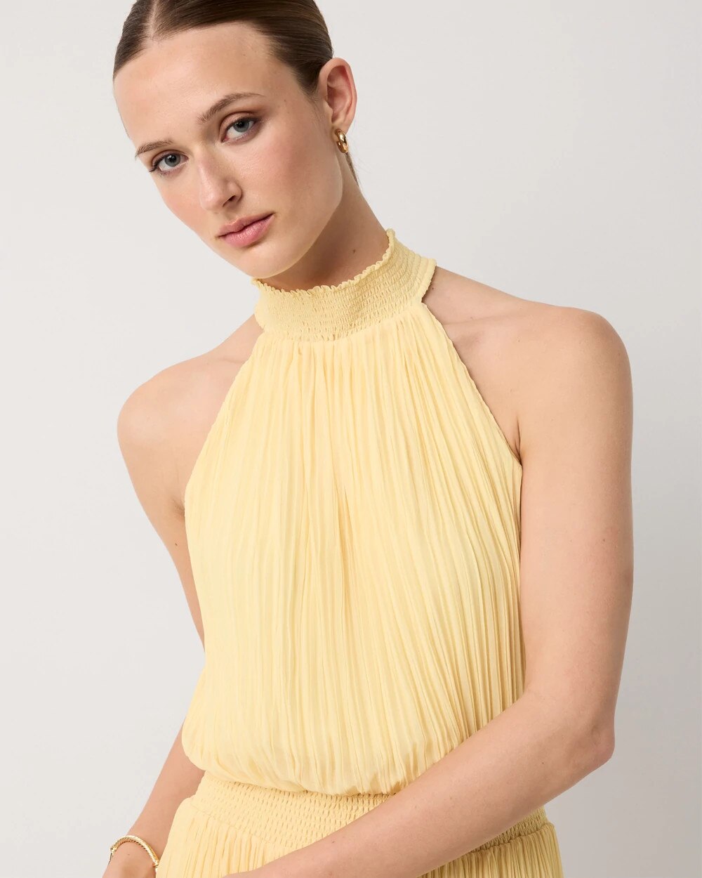 WHBM_SL20Pleated20Halter20Maxi_570409442_YLW001393_OF_ALT202.jpeg