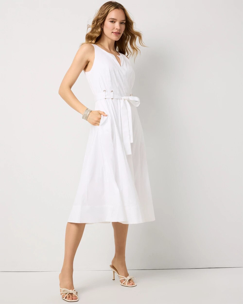 WHBM_SL20Seamed20Panel20Midi_570413191_WHT000100_OF_MAIN-1.jpeg