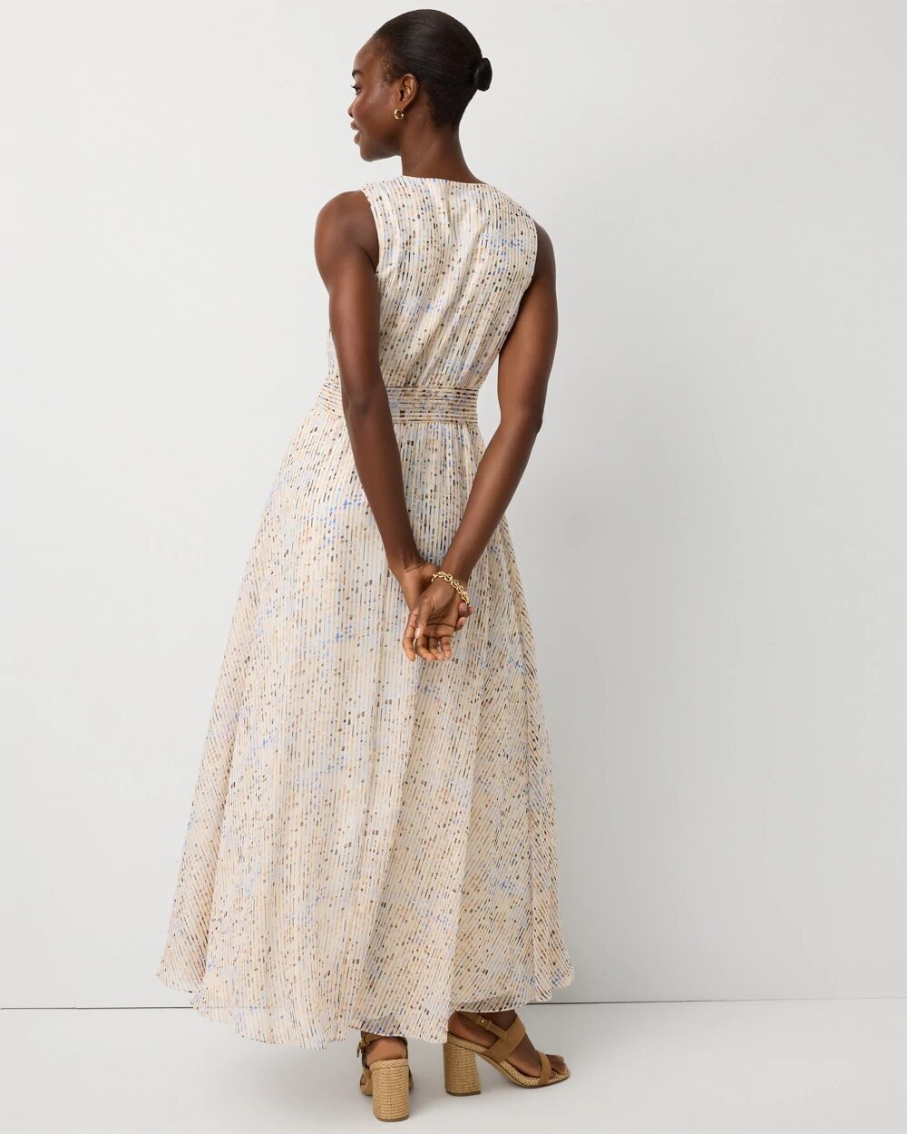 WHBM_SL20V-Nk20Tie20Waist20Maxi_570413461_IVO007531_OF_ALT203.jpeg