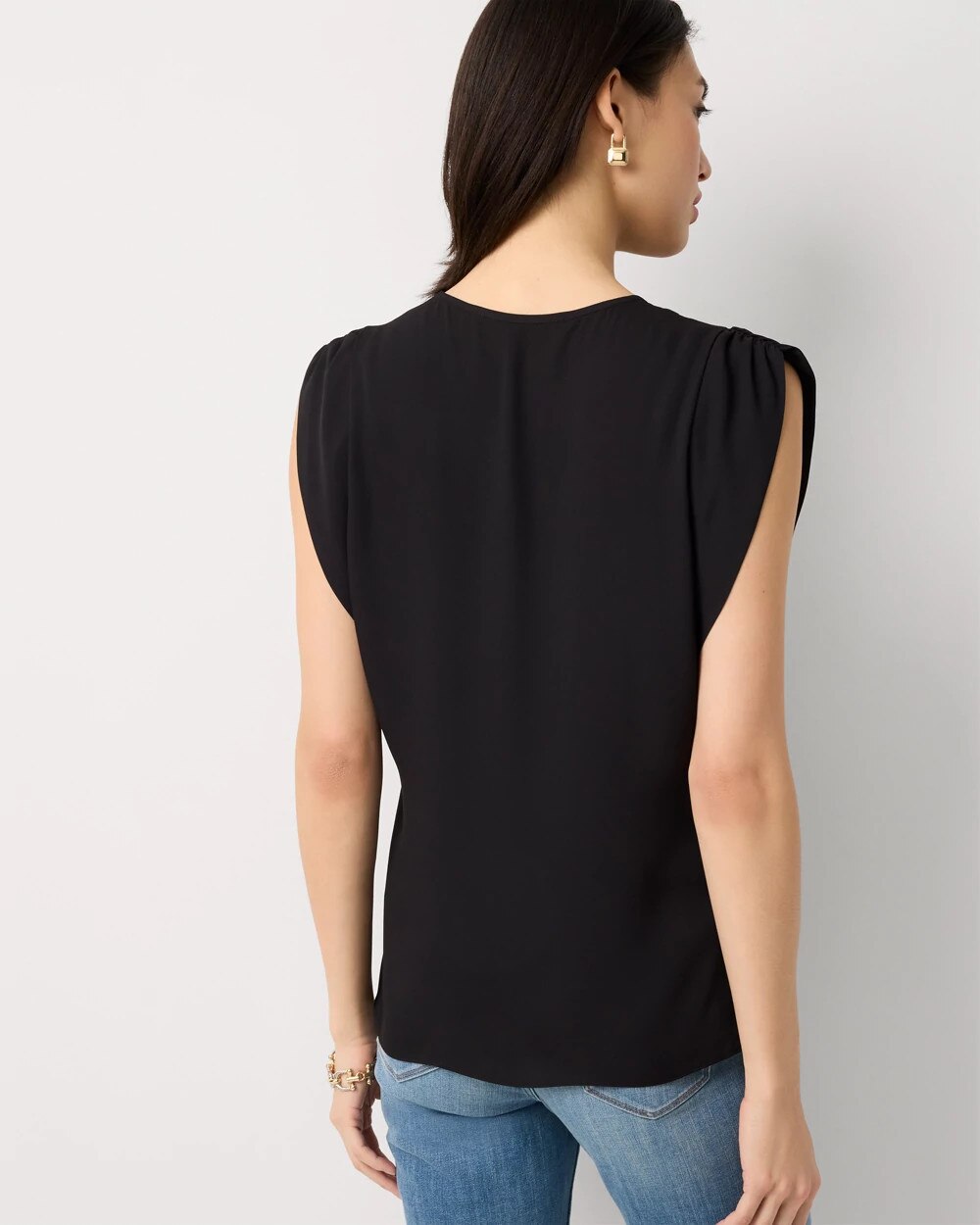 WHBM_SL20Vnk20Ruch20Shldr20Shell_570408394_BLK000001_OF_ALT203-1.jpeg