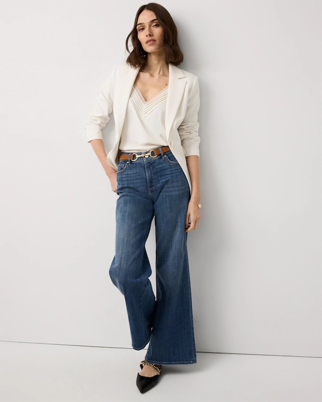 WHBM_SL_20Crepe_20Pintuck_20Tank_570409695_IVO000190_OF_ALT_201.jpeg