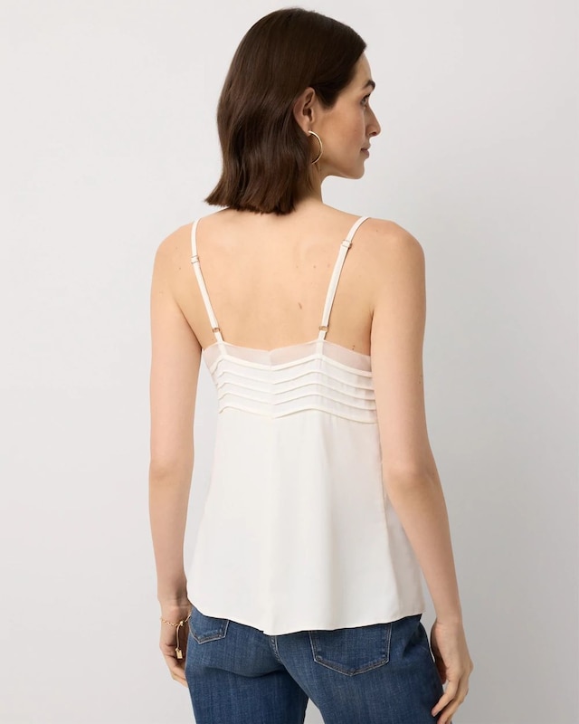 WHBM_SL_20Crepe_20Pintuck_20Tank_570409695_IVO000190_OF_ALT_203.jpeg