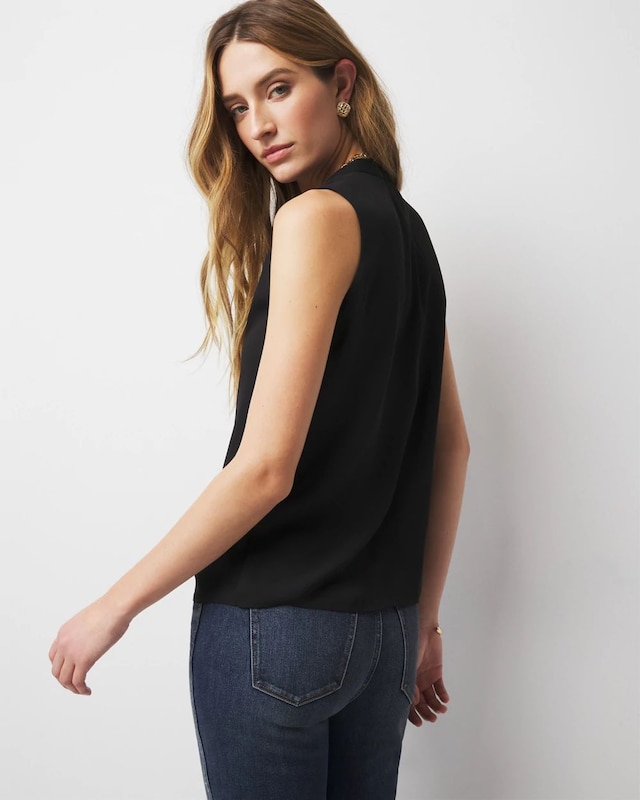 WHBM_SL_20Pleat_20Front_20Shell_570383956_BLK000001_OF_ALT_203.jpeg
