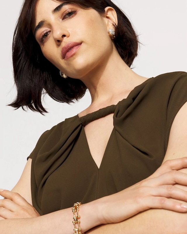 WHBM_SL_20Twist_20Nk_20Keyhole_20Shell_570399197_GRN006847_OF_ALT_202.jpeg