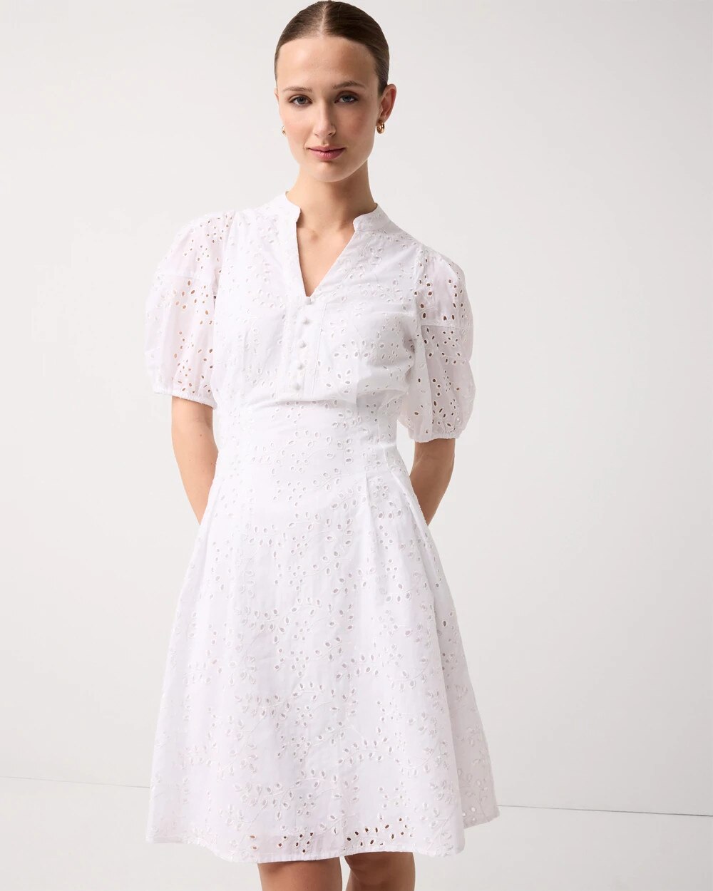 WHBM_SS20Eyelet20Mini_570407533_WHT000100_OF_MAIN-1.jpeg