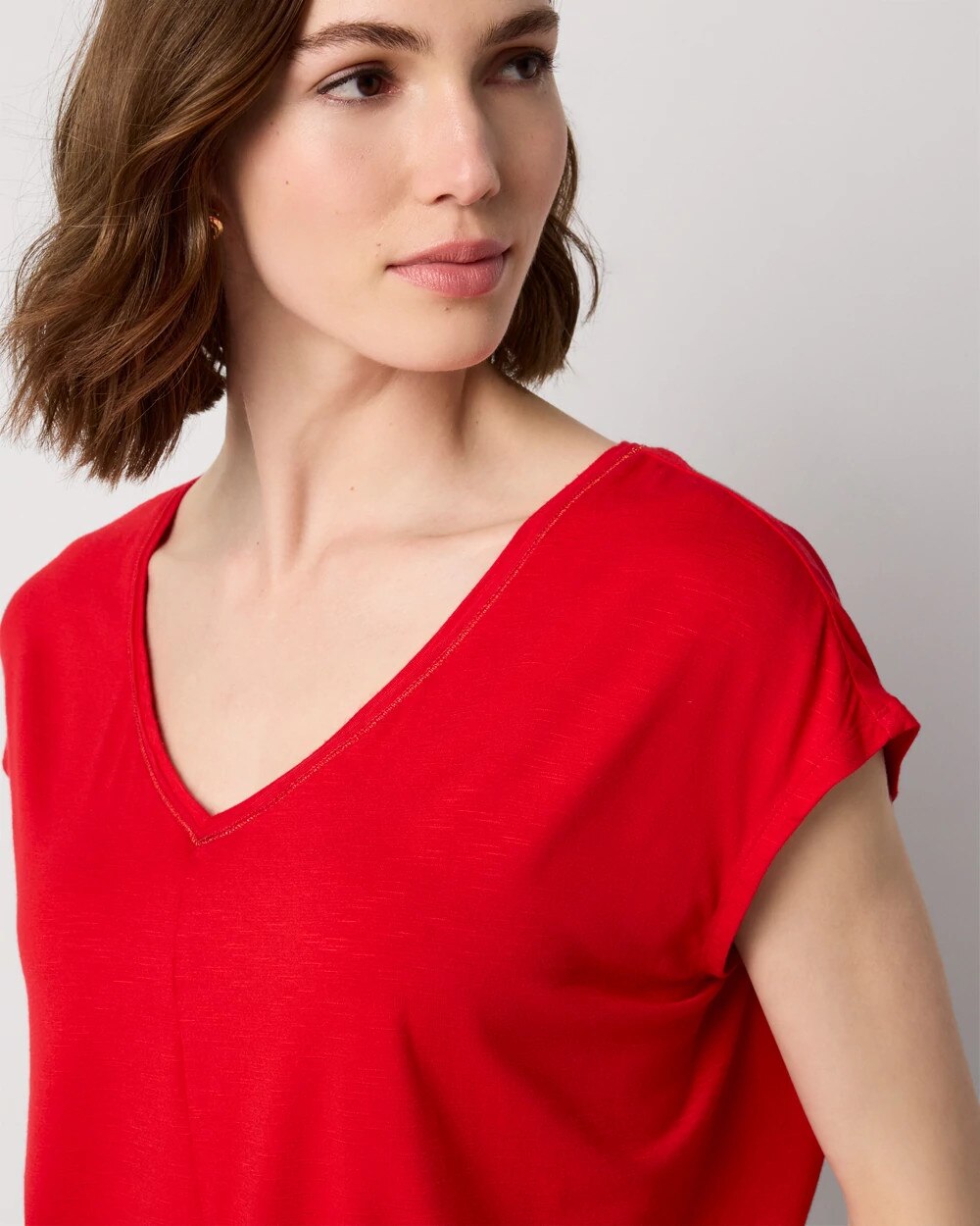 WHBM_SS20Jetsetter20Tee_570410901_RED007505_OF_ALT202.jpeg