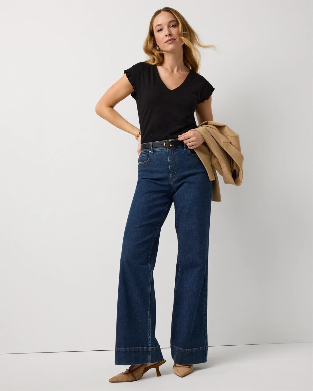 WHBM_SS20Pleated20Slv20Vnk20Tee_570411367_BLK000001_OF_ALT201.jpeg