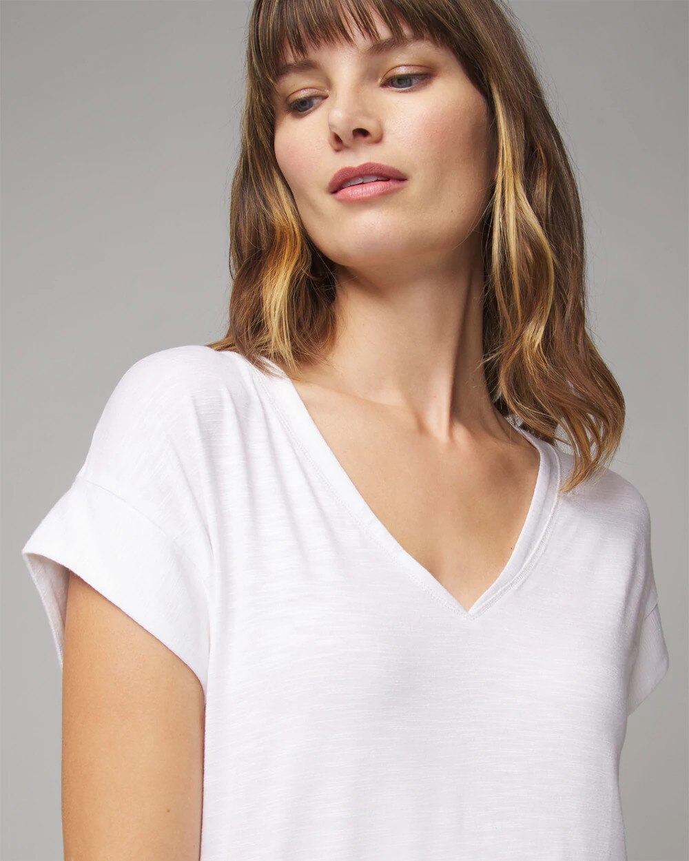WHBM_SS20Power20Tee_570317990_WHT000100_OF_ALT202-1.jpeg