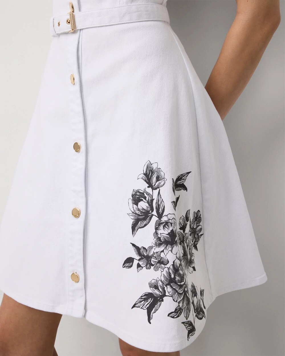WHBM_SS20Printed20Denim20Mini_570406144_WHT000100_OF_ALT202.jpeg