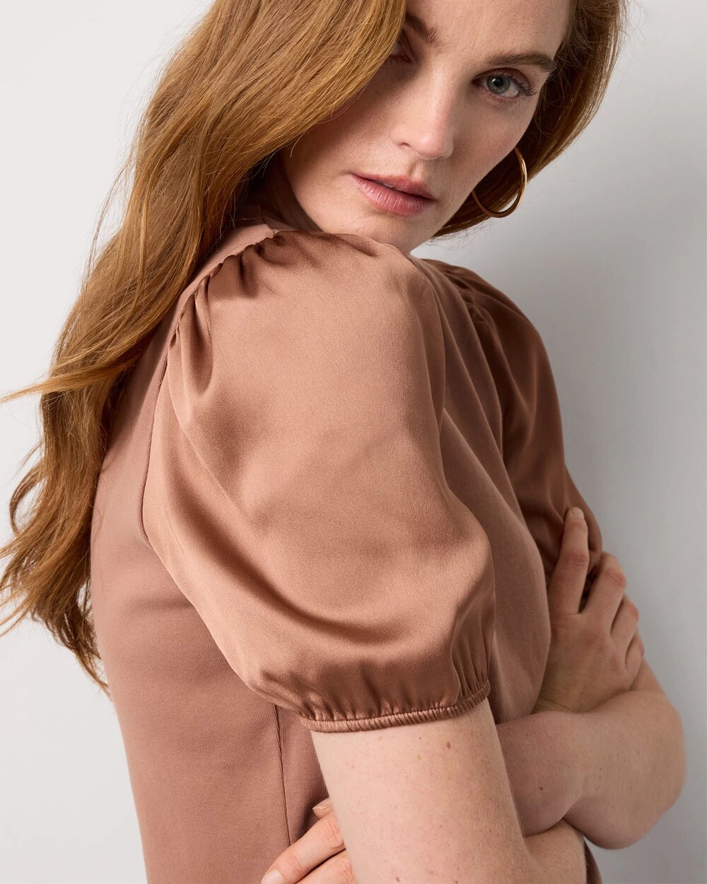 WHBM_SS20Puff20Slv20Easy20Tee_570411366_BRN007503_OF_ALT202.jpeg