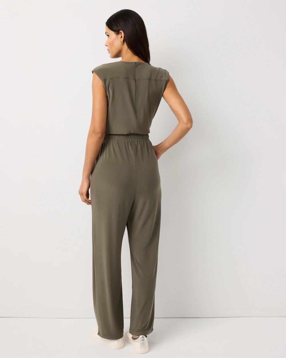 WHBM_SS20Utility20Jumpsuit_570406195_GRN007271_OF_ALT203.jpeg