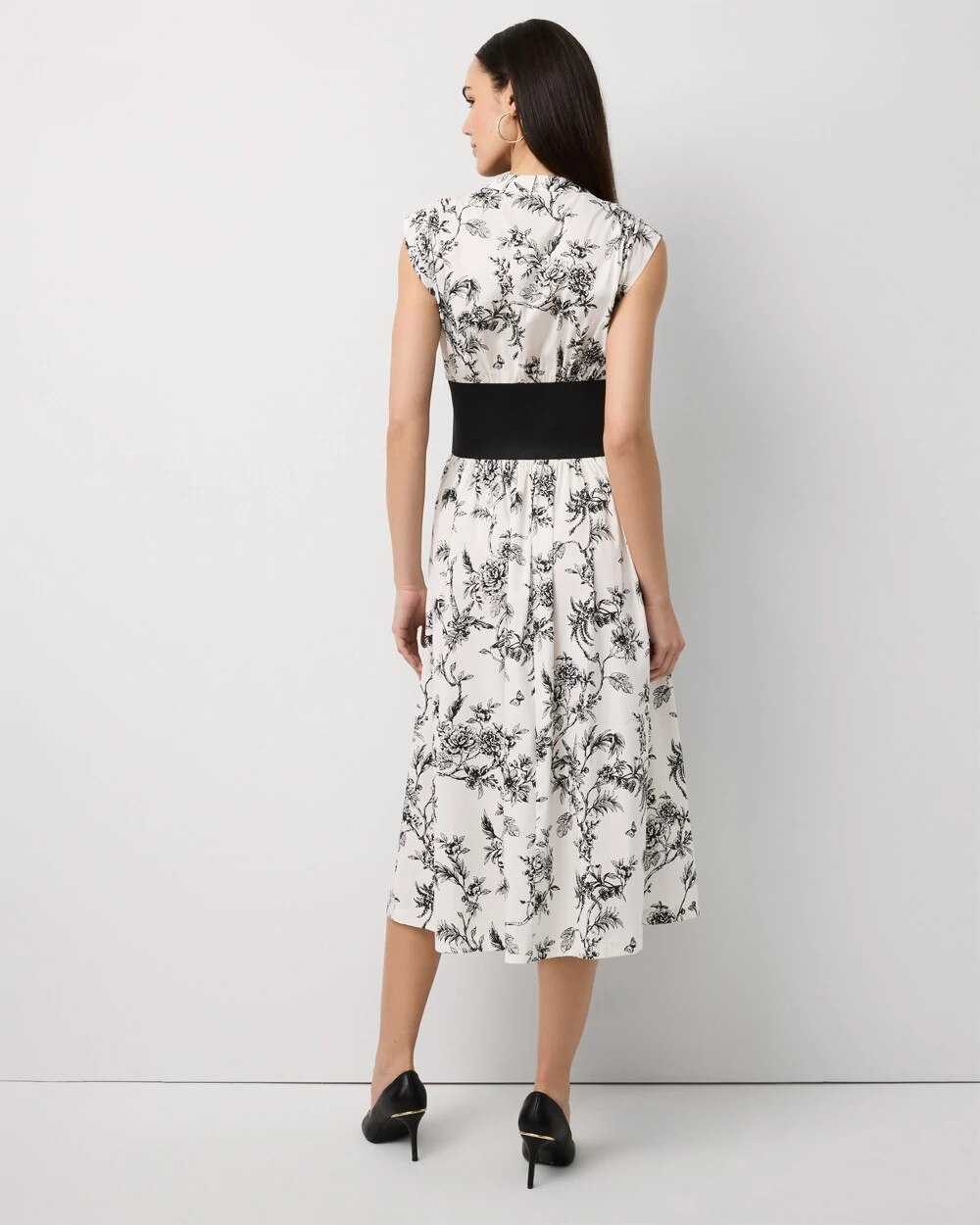 WHBM_SS20V-Nk20Belted20Midi_570408925_IVO006627_OF_ALT203.jpeg