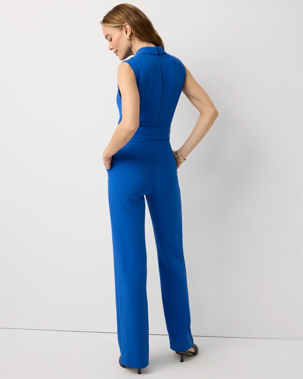 WHBM_SS20V-neck20Jumpsuit_570411934_BLU007359_OF_ALT203.jpeg