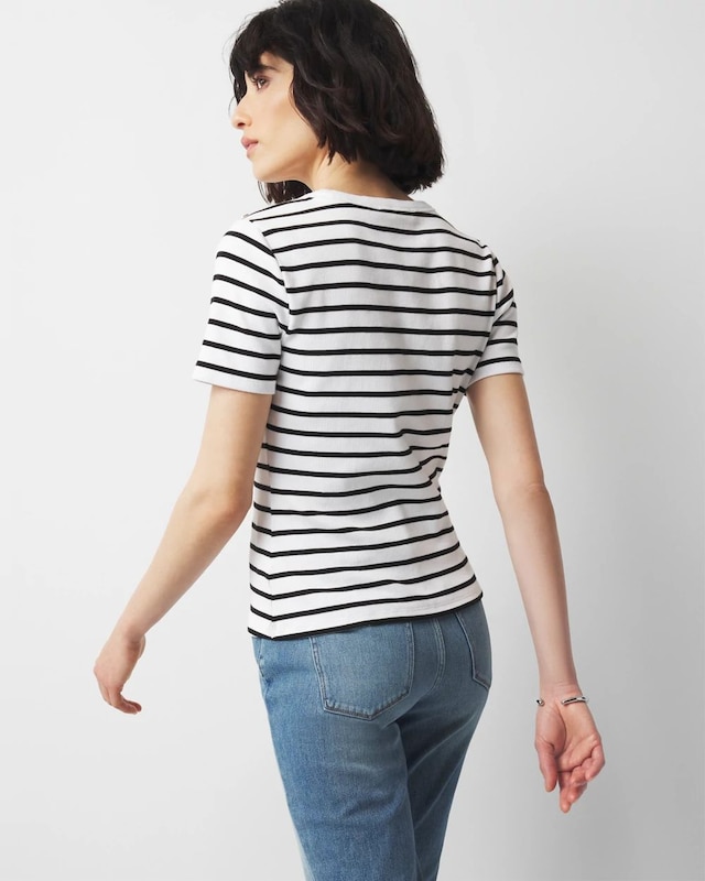 WHBM_SS_20Button_20Shoulder_20Tee_570374272_WHT006319_OF_ALT_203.jpeg