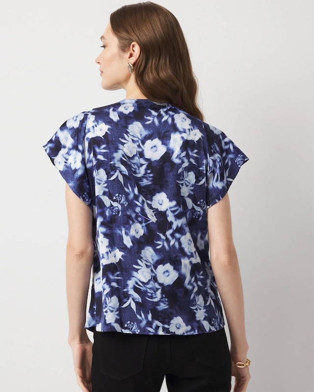 WHBM_SS_20Seamed_20Flttr_20Slv_20Shell_570403481_IVO007232_OF_ALT_203.jpeg