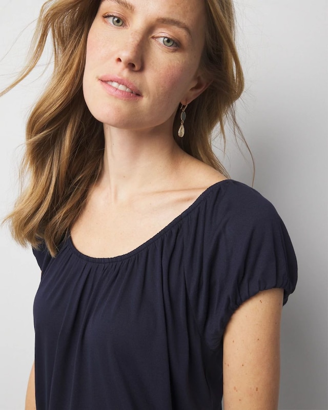 WHBM_Shirred_20Scoop_20Nk_20Top_570384914_BLU001358_OF_ALT_202.jpeg