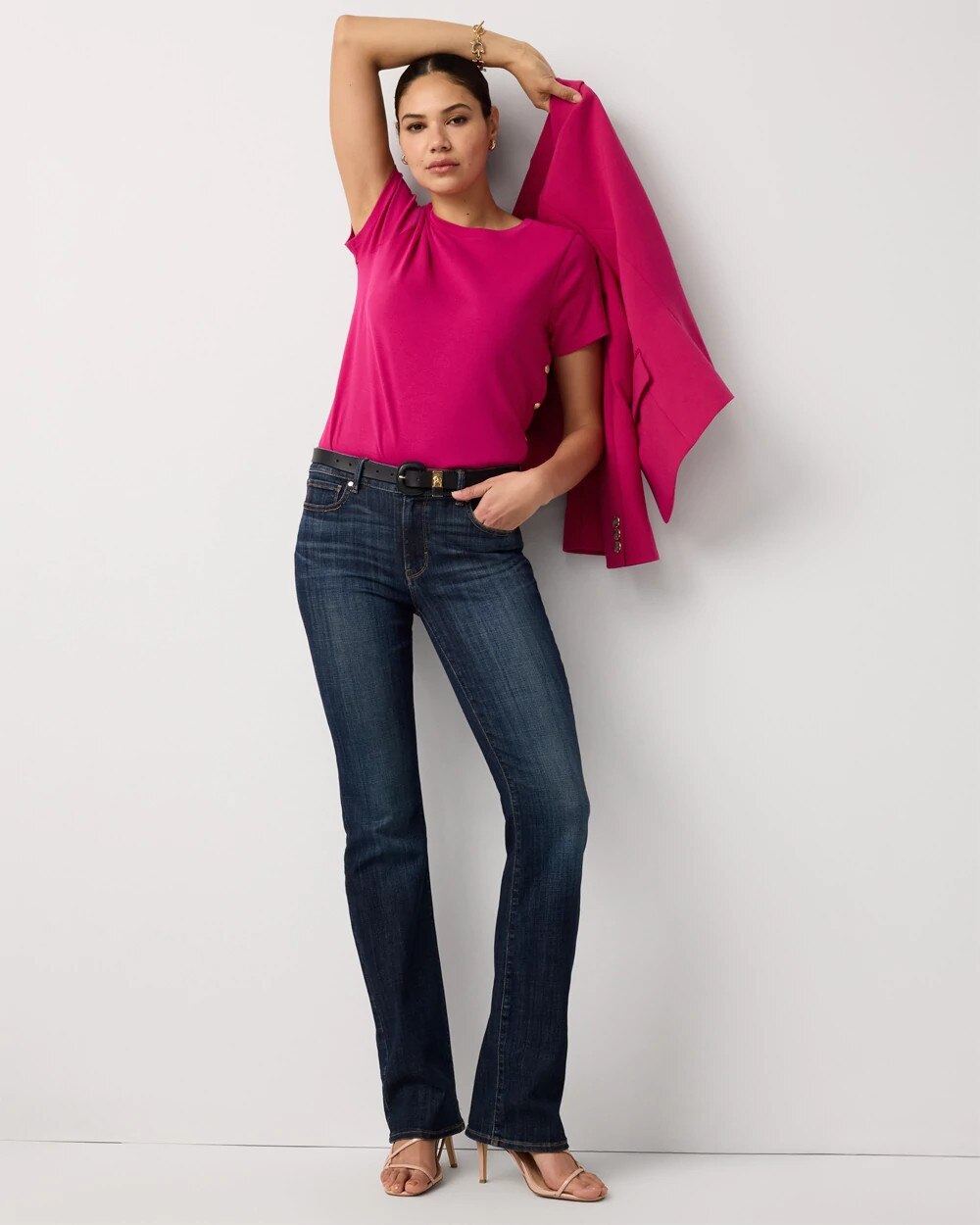 WHBM_Side20Button20Crew20Tee_570408081_PNK007384_OF_ALT201.jpeg