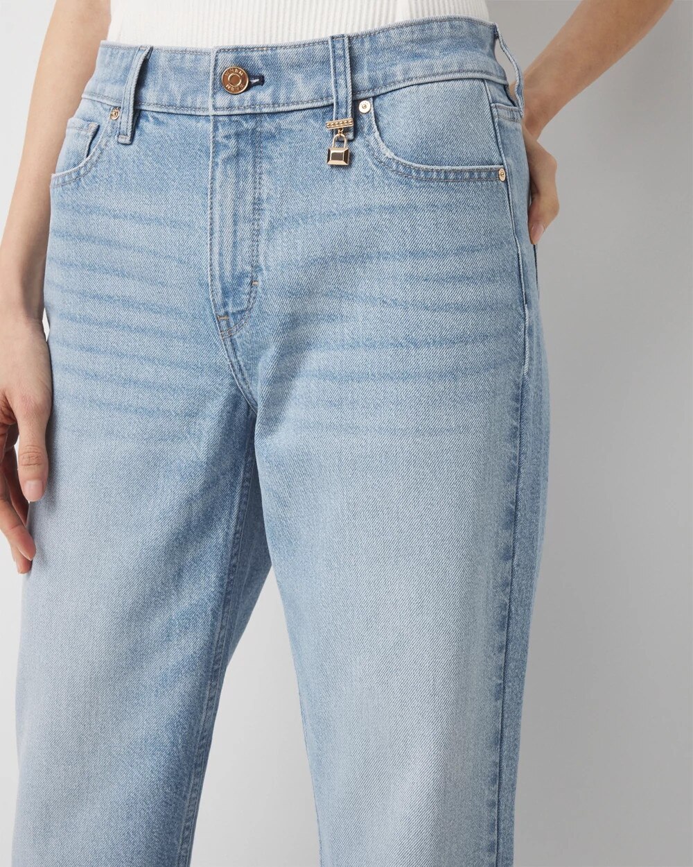 WHBM_Straight20520Pocket_570404955_BLU007369_OF_ALT202.jpeg