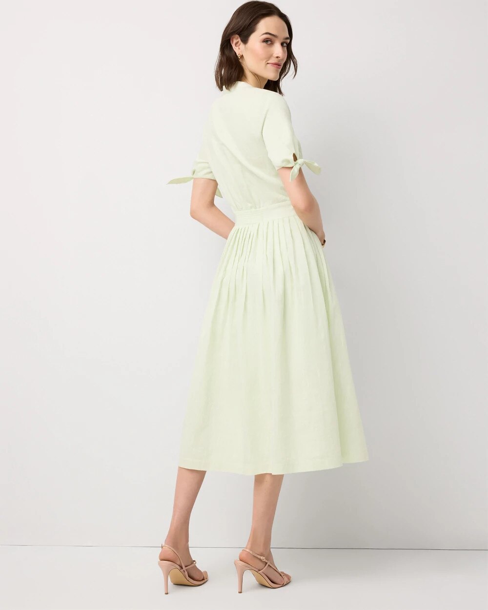 WHBM_Tie20Slv20Pleated20Midi_570407256_GRN007391_OF_ALT203.jpeg