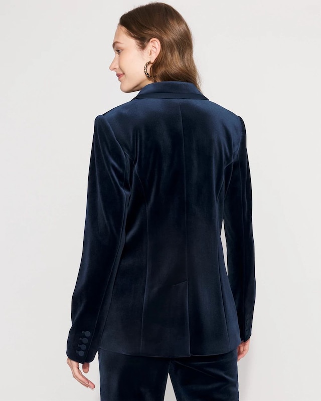 WHBM_Velvet_20One_20Button_20Blzr_570399866_BLU002099_OF_ALT_203.jpeg