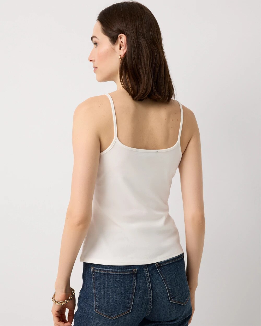WHBM_WHBFORME20Sl20Lace20Vnk20Cami_570411359_IVO000190_OF_ALT203.jpeg