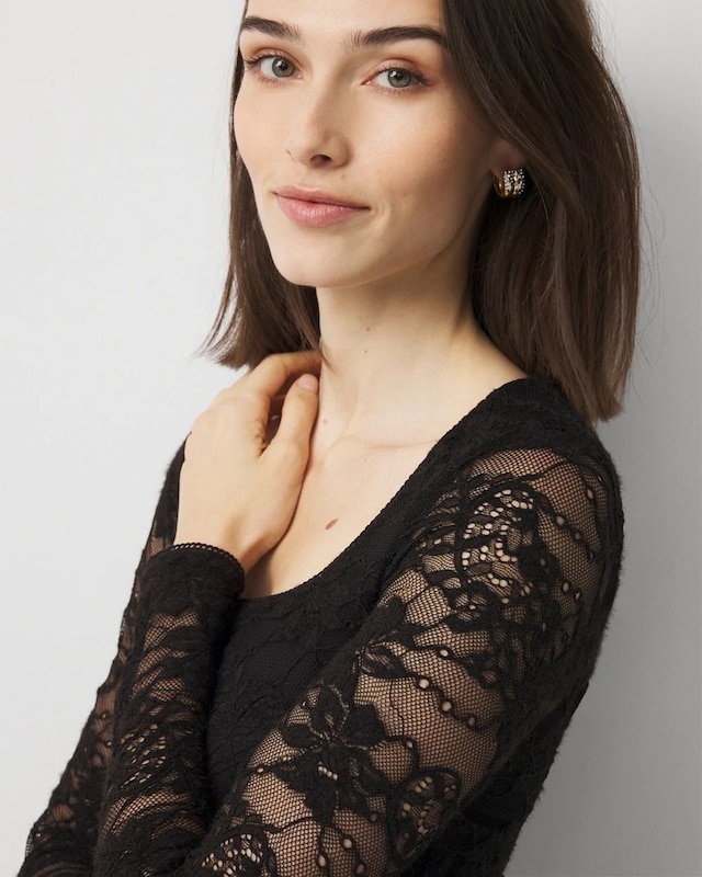 WHBM_WHBMFORME_20Lace_20LS_20Sq_20NK_570404914_BLK000001_OF_ALT_202.jpeg
