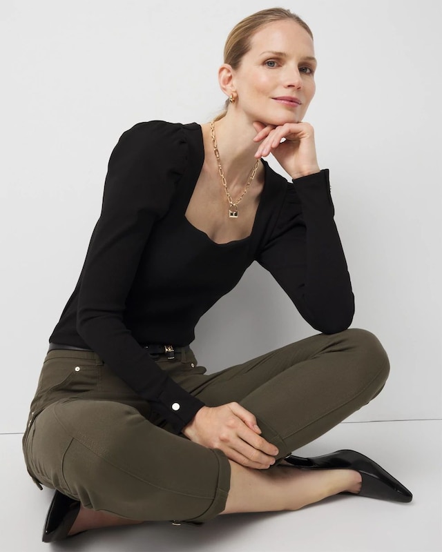 WHBM_WHBMFORME_20Rib_20Sq_20Nk_20LS_570404908_BLK000001_OF_ALT_201.jpeg